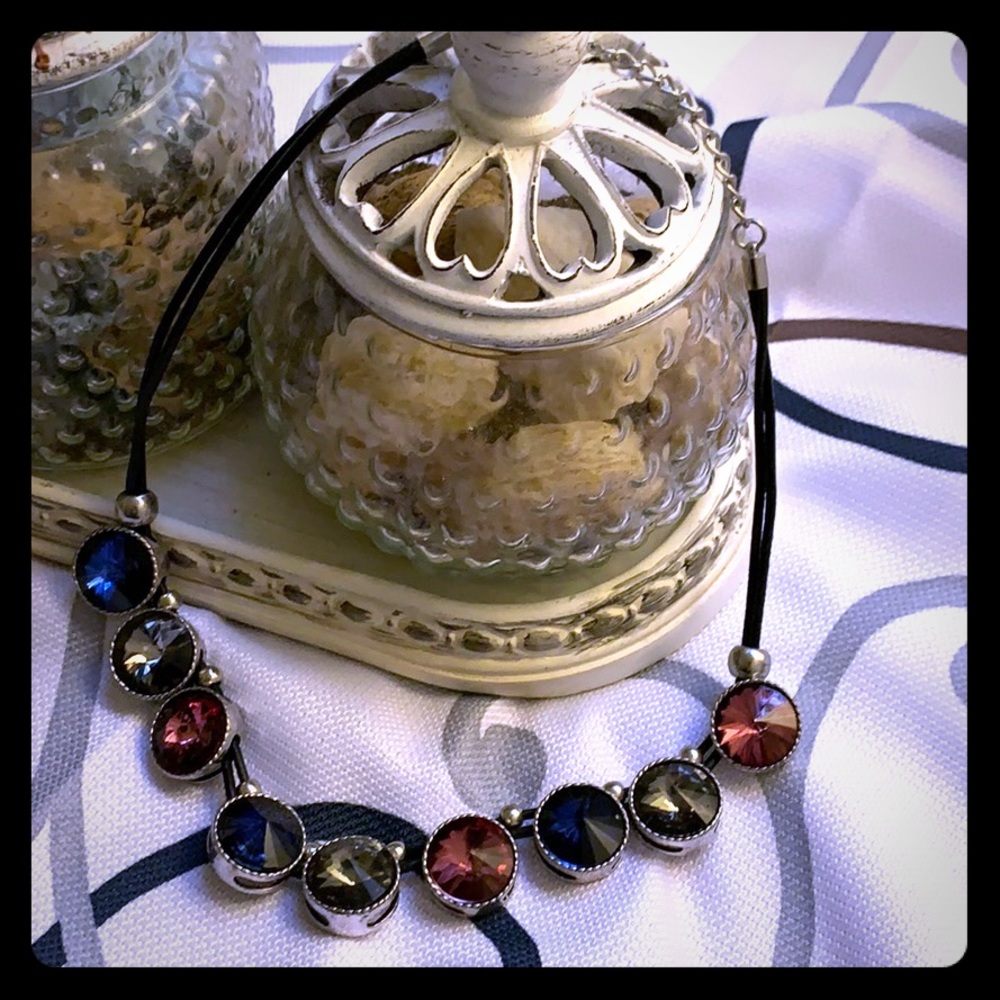 Fashion jewelry perfect for layering or by itself